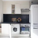 Duplex Zen Avec 2 Chambres Paris
